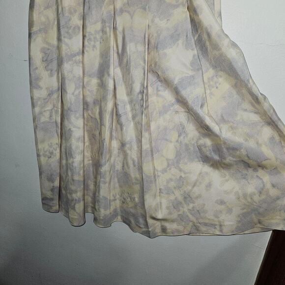 Anne Klein Womens Pleated Silk Abstract Watercolor Skirt Below Knee. Size 12 - Picture 6 of 7
